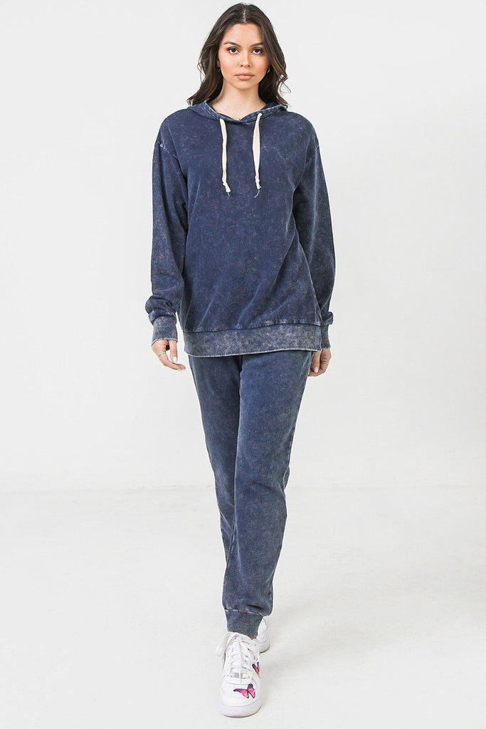 A Mineral Washed Hoodie - Deals Kiosk