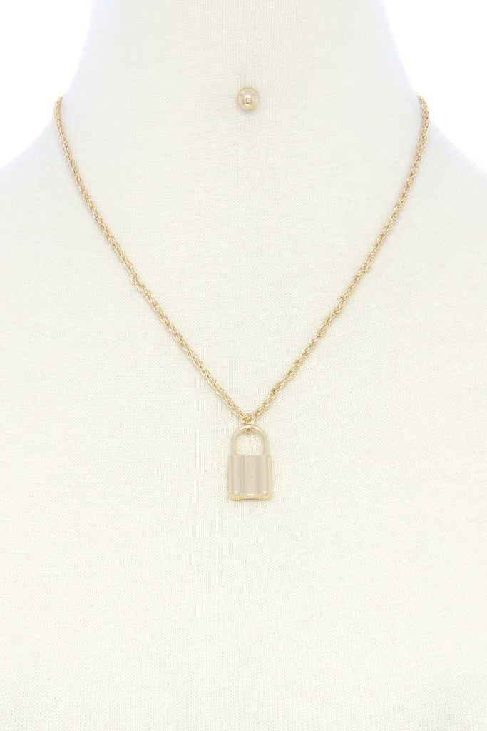 Saftey Pin Charm Link Layered Necklace - Deals Kiosk
