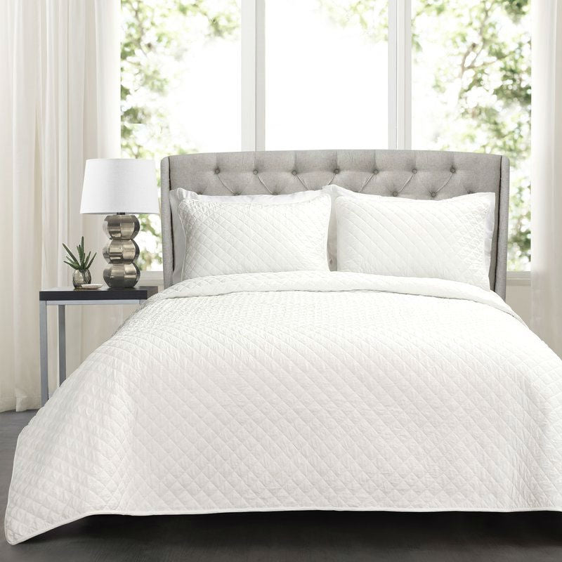 Full/Queen White 100% Cotton Square Stitch Quilt Set