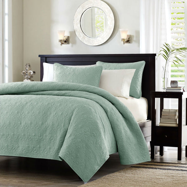 King size Seafoam Green Blue Coverlet Set with Quilted Floral Pattern - Deals Kiosk